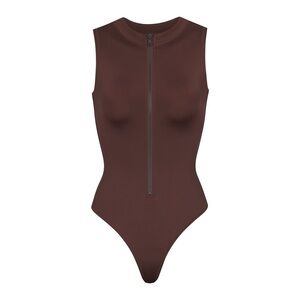 NWT SKIMS ZIP FRONT SLEEVELESS ONE PIECE